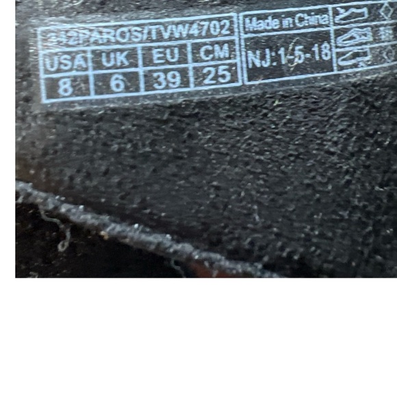 Vionic Black Strappy Sandals - Picture 7 of 7